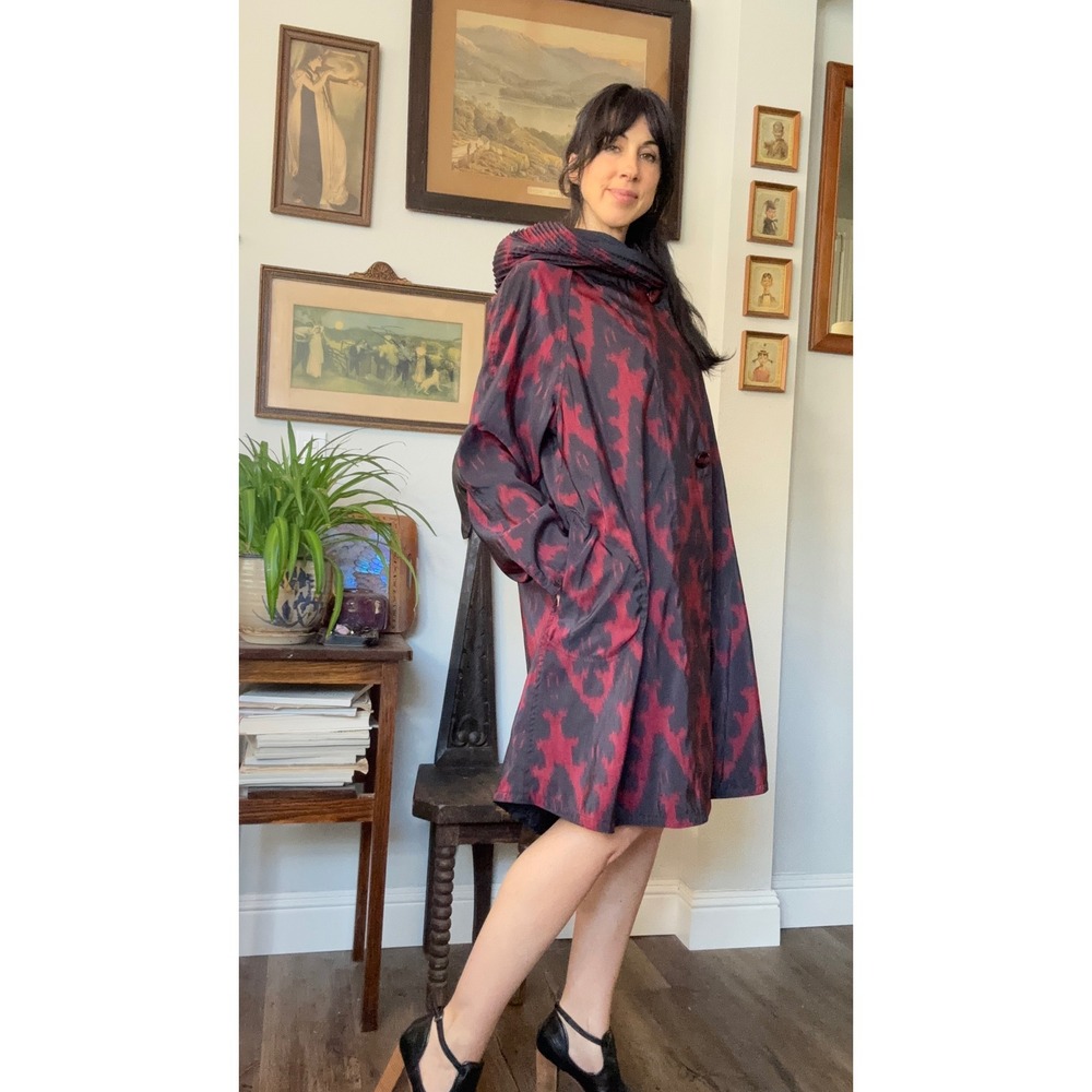 Mycra Pac Now red black reversible Ikat Rain Coat Hooded Travel Jacket size 2M/L - Picture 3 of 10